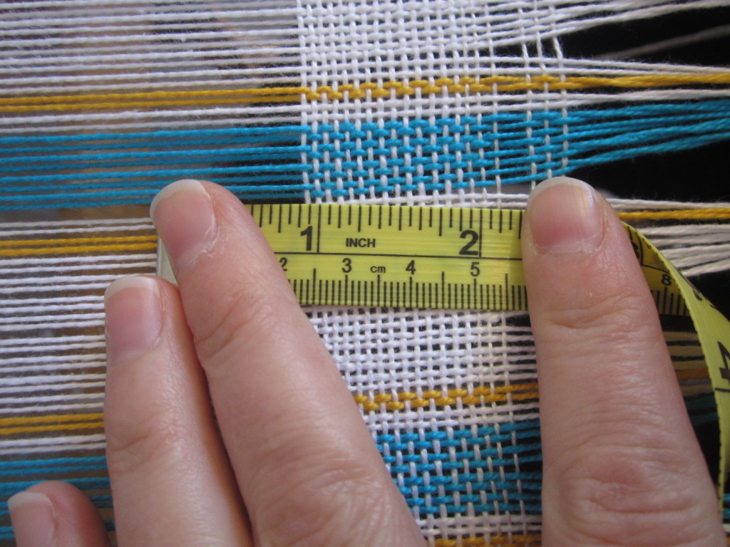 Beating the weaving with the right pressure
