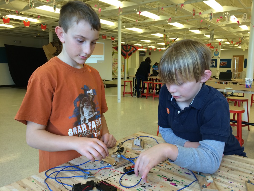 Luke & Russell make circuits do stuff