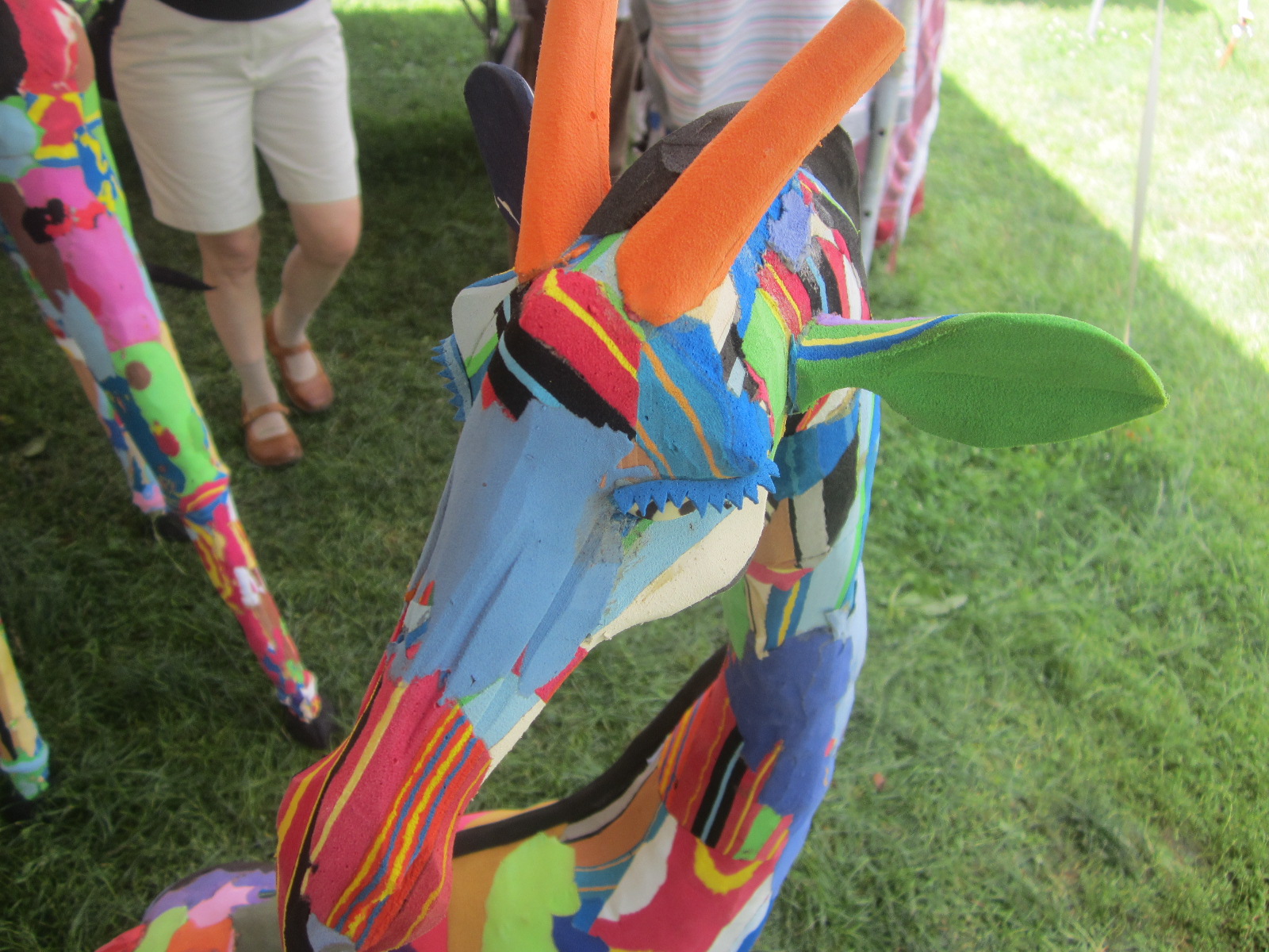Animal Sculptures from Recycled Flip Flops