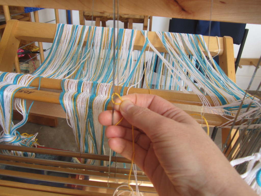 Threading a heddle - bending the yarn into a loop first to avoid shredding