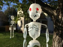 Skeleton Halloween decorations from recycled milk jugs